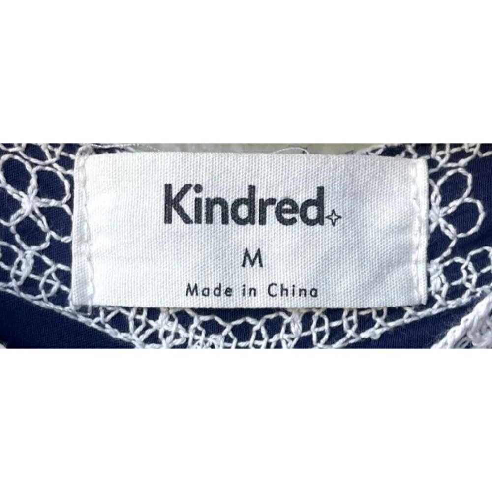 Kindred‎ Anthropologie Blue Embroidered Floral Sz M Peasant Bell Sleeve Top - Picture 8 of 9